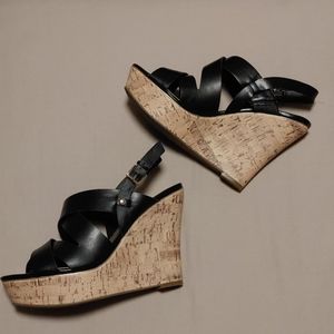 GBG Los Angeles "Dax" Wedge Heel
